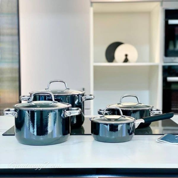 Bộ nồi WMF Fusiontec Mineral 4 chiếc dùng được tất cả các loại bếp kể cả bếp từ