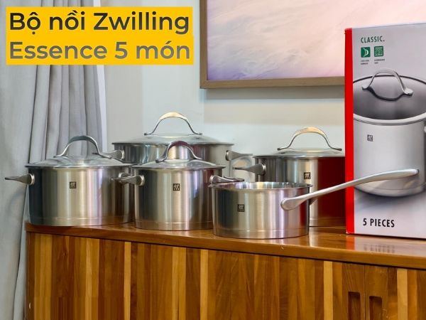 Bộ nồi Zwilling Essence 5 món được làm từ chất liệu tốt và có thể rửa bằng máy rửa chén