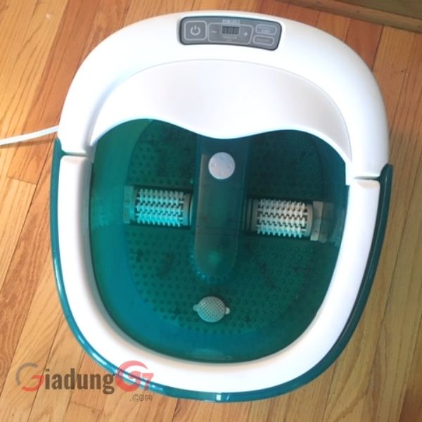 Bồn massage chân HoMedics FB-650 có đèn LED dưới bồn massage chân tạo ra một môi trường êm dịu