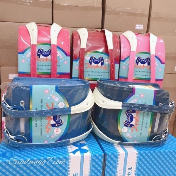 Cặp chống gù Nhật Bản Randosell dành cho học sinh tiểu học