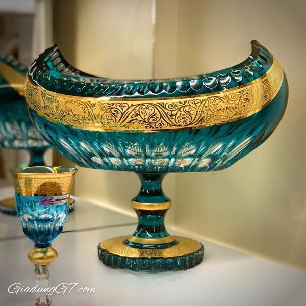Chân bồng Ales Zverina Gondola 25.5cm xanh turquoise là món đồ trang trí sang trọng