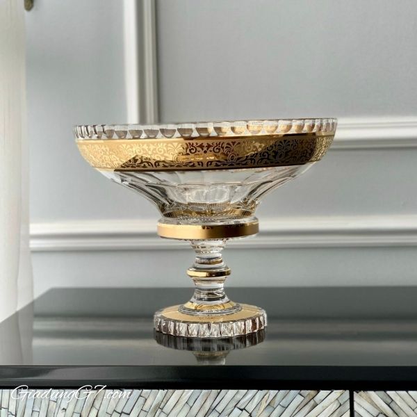 Chân bồng khảm vàng Ales Zverina Romantic 30.5cm được chải và trang trí bằng vàng