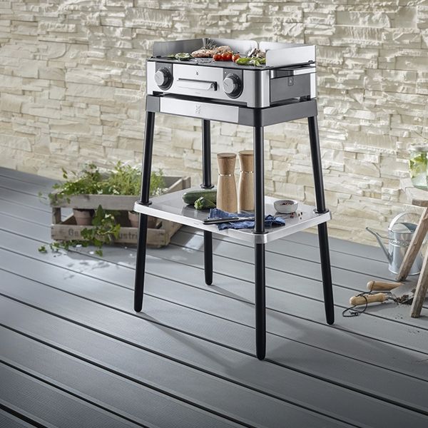 Chân đỡ cho Bếp nướng WMF Lono Master Grill 2400W được thiết kế 2 tấm nướng riêng biệt với chất liệu nhôm đúc dầy dặn