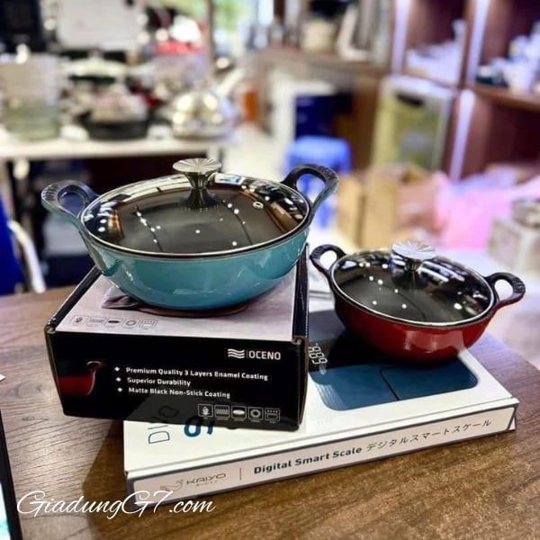 Chảo gang Oceno sâu lòng Màu Sắc Đỏ hoặc xanh Nổi Bật và Sang Trọng