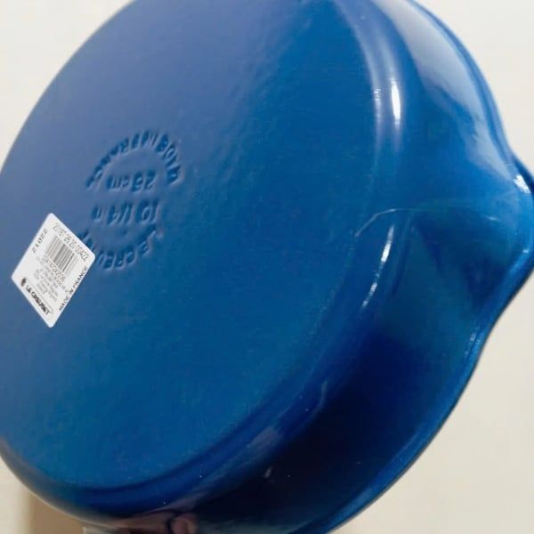 Chảo gang tròn Le Creuset Brat 26cm Thiết kế an toàn, chống nóng
