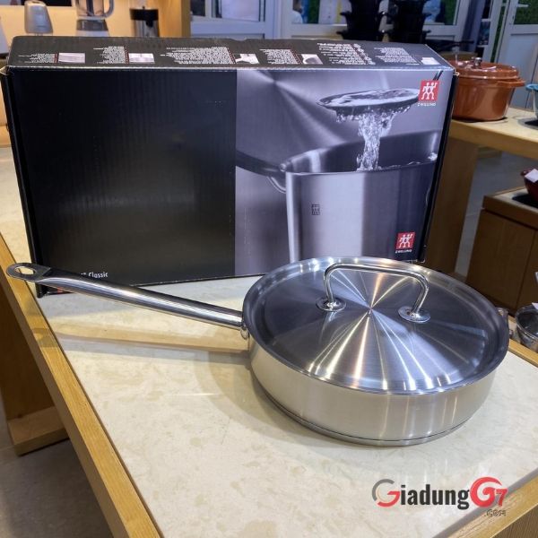 Chảo Zwilling Twin 24cm có Đáy nồi 3 lớp với công nghệ Sigma Classic giúp dẫn nhiệt nhanh