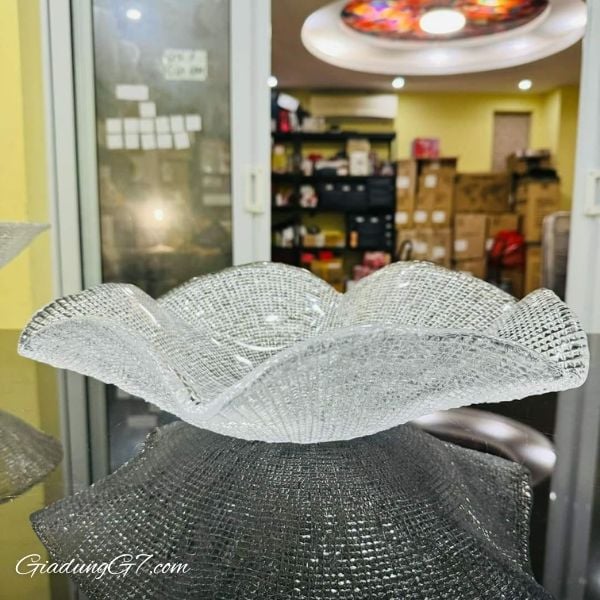 Đĩa pha lê IVV Folies Centrepiece 41cm vẻ ngoài tinh tế và trang nhã