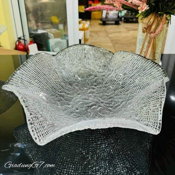 Đĩa pha lê IVV Folies Centrepiece 41cm vẻ ngoài tinh tế và trang nhã