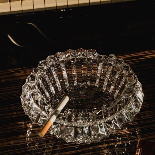 Gạt tàn pha lê Rogaska Crown Jewel Ashtray với Độ bền đã được kiểm nghiệm