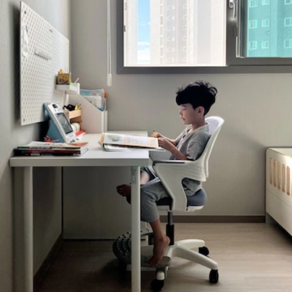 ghế chống gù Hàn Quốc Chairso Điều chỉnh chiều cao theo sự phát triển của trẻ