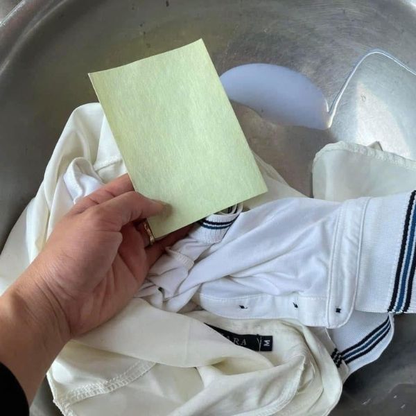 Giấy tẩy trắng quần áo Denkmit 20 tờ An Toàn Cho Vải, Không Gây Hại Da Tay