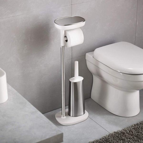 Kệ treo giấy vệ sinh kèm cọ toilet Joseph Joseph Toilet Butler Plus Steel 70519 là sự kết hợp hoàn hảo giữa chất liệu thép không gỉ cao cấp và thiết kế đa tính năng