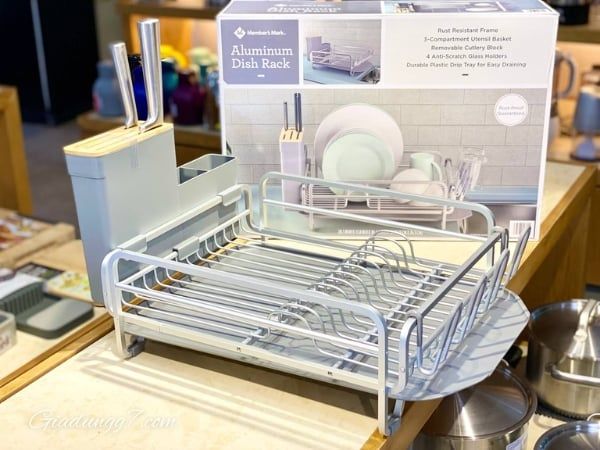 Kệ úp bát đĩa Member's Mark Aluminum Dish Rack có giá úp cốc & cắm dao - Màu Xám