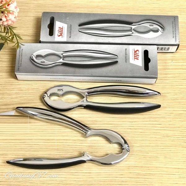 Kìm kẹp càng cua Silit 22610901 với 2 quai bọc cao su nhám chống trượt nên cầm chắc tay