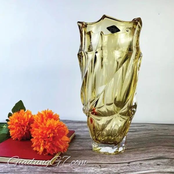 Lọ hoa pha lê Bohemia Flamenco 30cm màu vàng Độ bền cao, dễ dàng vệ sinh