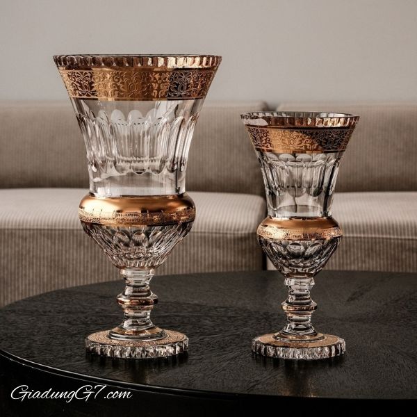 Lọ hoa pha lê cúp Ales Zverina Bowle Romantic 35.5cm là món đồ trang trí đẳng cấp