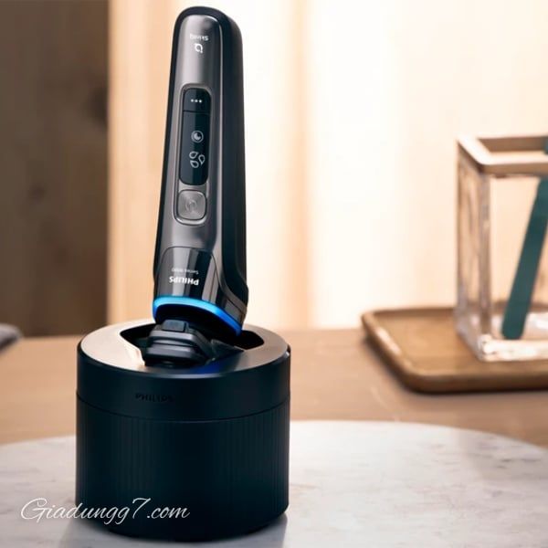 Máy cạo râu Philips SP9840/31 S9000 Prestige Được chế tạo để sử dụng lâu dài: Tuổi thọ động cơ và pin lên đến 7 năm