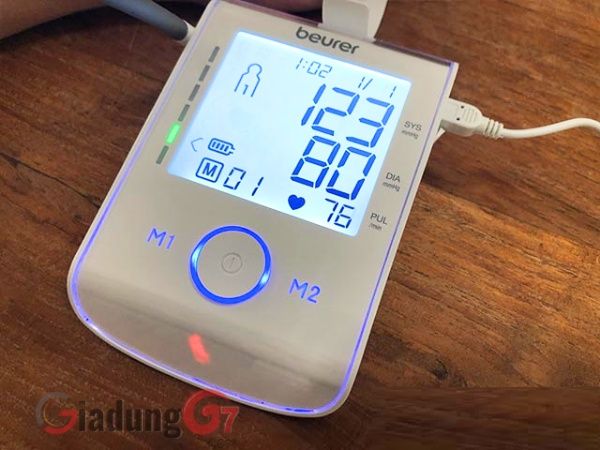 Máy đo huyết áp bắp tay Beurer BM 85 có Bluetooth và Beurer HealthManager – máy đo huyết áp bắp tay hiện đại, chính xác và tiện lợi tại nhà.