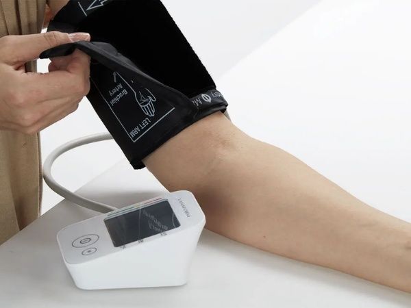 Máy đo huyết áp bắp tay Lanaform ABPM-100 Đo huyết áp và mạch hoàn toàn tự động ở cánh tay