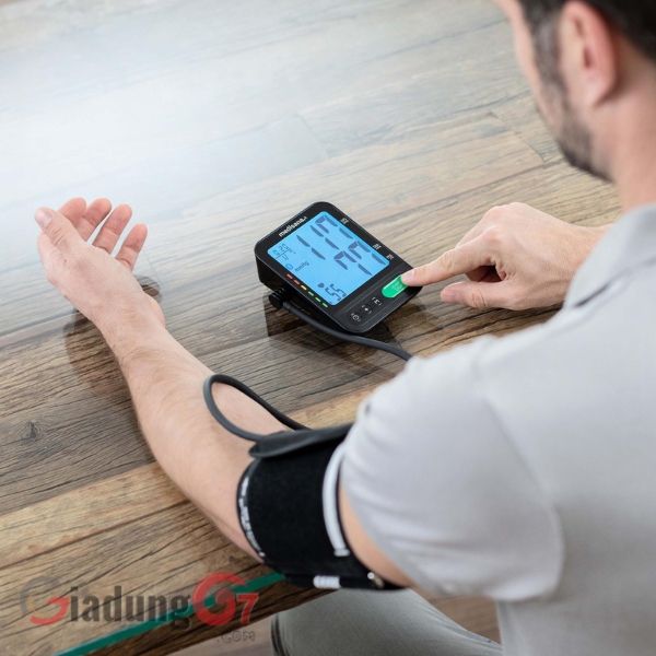 Với máy đo huyết áp bắp tay BU 580 Connect của Medisana, bạn có thể đo huyết áp thoải mái ngay tại nhà và theo dõi sức khỏe của mình.