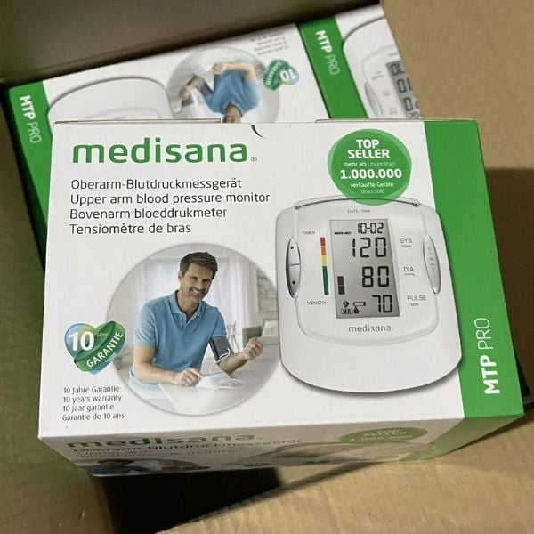 Hộp đựng của Máy đo huyết áp bắp tay Medisana MTP Pro