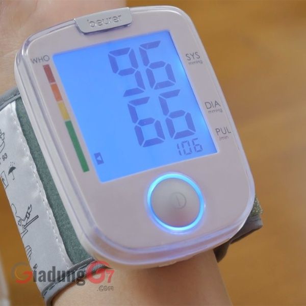 Máy đo huyết áp cổ tay Beurer BC44 có màn hình lớn và cảnh báo nhịp tim bất thường