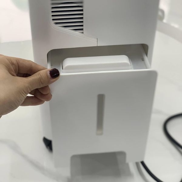 Máy Hút Ẩm Lumias LMD-12L Dung Tích Bình Chứa Lớn 2.5L – Giảm Số Lần Đổ Nước