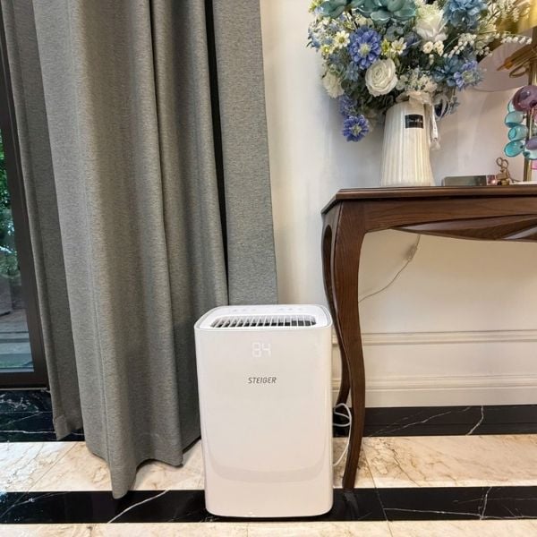 Máy hút ẩm Steiger STG 820DW 20L/ngày Công Nghệ Lọc Khí Ion Âm – Mang Lại Không Gian Trong Lành