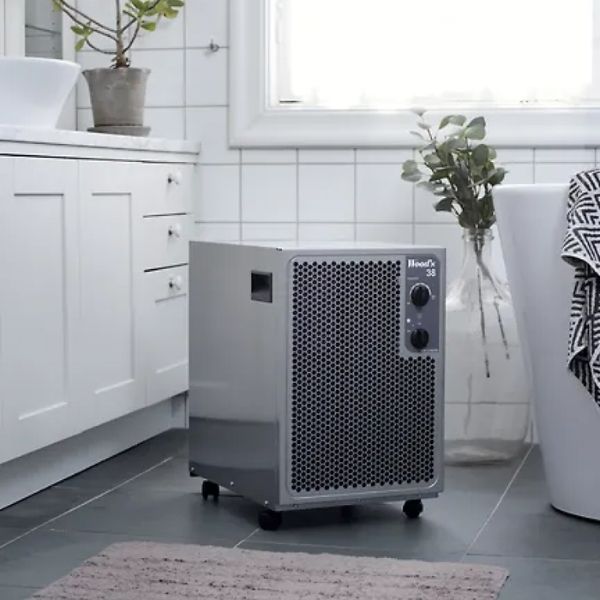 Máy hút ẩm Wood’s SW-38FX Silent là máy hút ẩm mạnh mẽ có thể hút ẩm hiệu quả toàn bộ tầng hầm