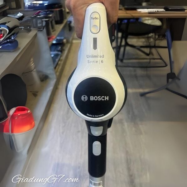 Máy hút bụi Bosch BCS61113 Serie 6 thuận tiện để sử dụng