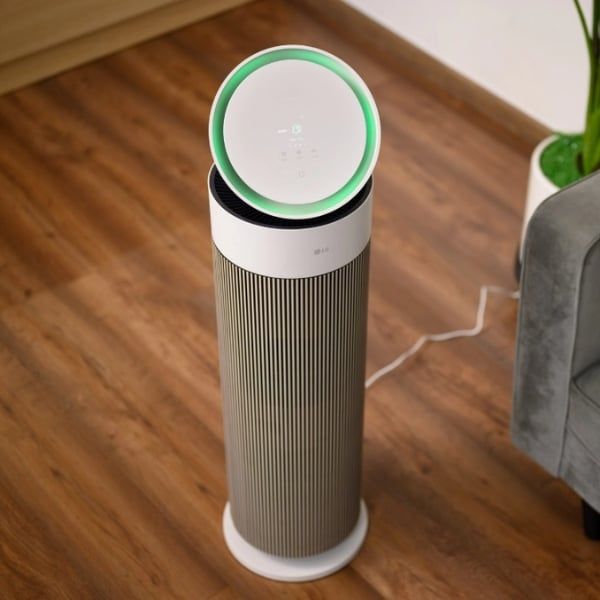 Máy lọc không khí LG PuriCare Aero Booster Pet AS55GGSY0 sở hữu chế độ thú cưng, bộ lọc thú cưng