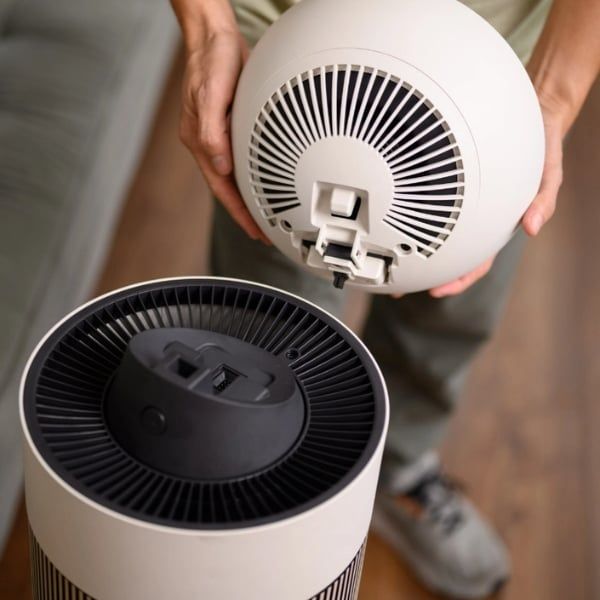 Máy lọc không khí LG PuriCare Aero Booster Pet AS55GGSY0 sở hữu chế độ thú cưng, bộ lọc thú cưng