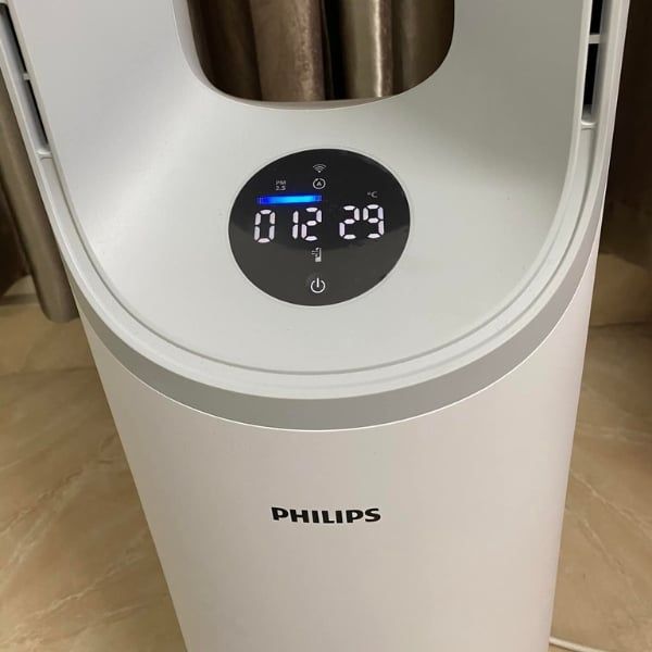 Máy lọc không khí Philips AMF765/30 Vận Hành Êm Ái và Tiết Kiệm Năng Lượng