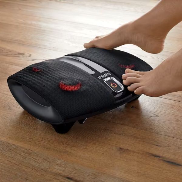 Máy massage chân HoMedics FMS-255H có nhiệt, Nhào & Lăn trị liệu, 4 ​​đầu quay với 12 nút massage, Điều khiển bằng ngón chân