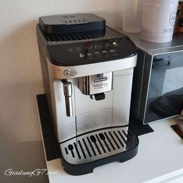 Máy pha cà phê Delonghi ECAM 292.33.SB Magnifica Evo với Ngăn chứa hạt cà phê tiện lợi và bảo quản tối ưu