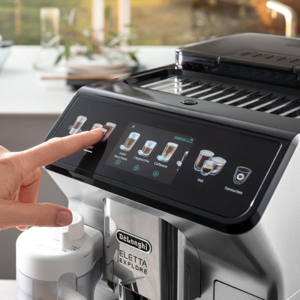 Máy pha cà phê tự động Delonghi ECAM 450.55.S Eletta Explore giúp bạn Thoải mái sử dụng