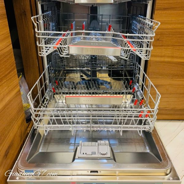 Máy rửa chén Bosch SMS6ZCI49E Serie 6 Thiết kế độc lập, chắc chắn – Dễ dàng bố trí trong mọi không gian bếp