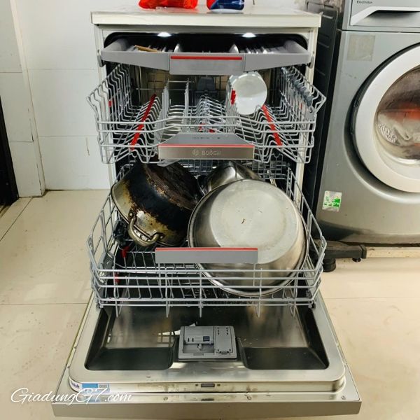 Máy rửa chén Bosch SMS6ZCI49E Serie 6 Vận hành êm ái – Mạnh mẽ với động cơ EcoSilence Drive