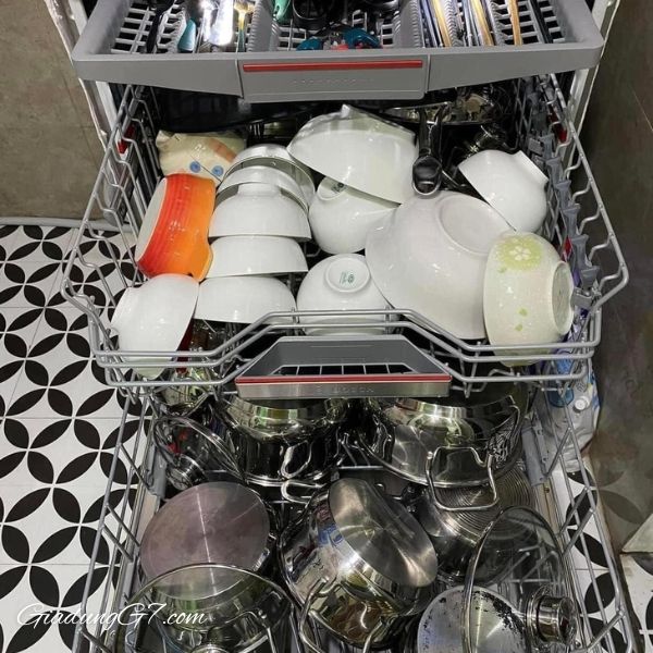 Máy rửa chén Bosch SMS6ZCI49E Serie 6 Sấy khô tối ưu với ExtraDry – Bát đĩa sạch và khô ráo hơn