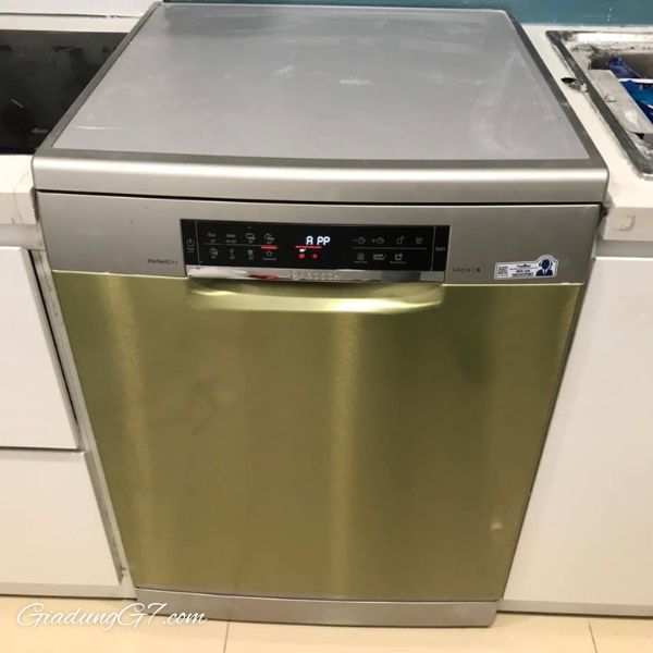 Máy rửa chén Bosch SMS6ZCI49E Serie 6 Tối ưu lượng nước tiêu thụ với công nghệ ActiveWater