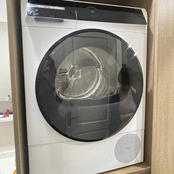 Máy sấy bơm nhiệt Bosch 9 kg WQB245B40 Series 8 Công nghệ Hygiene Plus sấy khô tiệt trùng, ngừa dị ứng