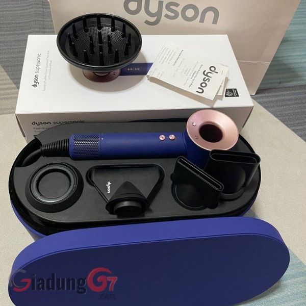 Máy sấy tóc Dyson Supersonic HD08 Được thiết kế để phù hợp với nhiều loại tóc khác nhau, sản phẩm này có thể tạo ra nhiều luồng không khí mát mẻ, kết hợp với việc làm khô tóc nhanh chóng.