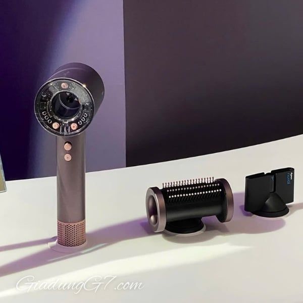 Máy sấy tóc Dyson Supersonic HD16 Nural trong phiên bản đặc biệt tinh tế Jasper Plum màu tím - Phiên bản giới hạn là máy sấy tóc mạnh mẽ và sáng tạo