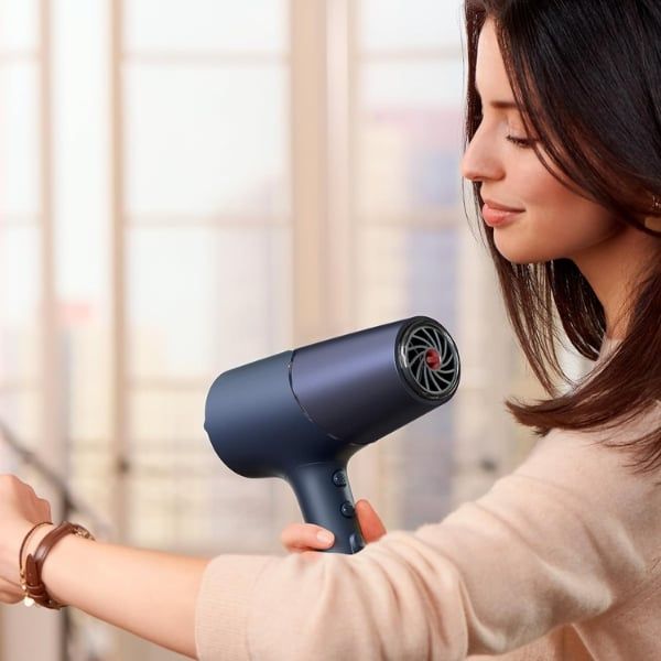 Máy sấy tóc Philips Series 5000 BHD510/20 Sấy khô nhanh hơn 20% với luồng khí mạnh 2300 W