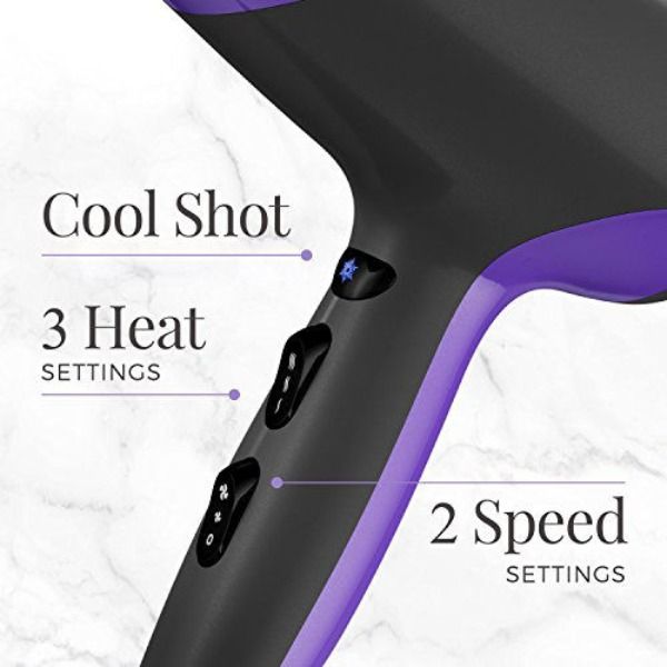 Máy sấy tóc Remington D3190 có 3 Cài đặt nhiệt và 2 tốc độ