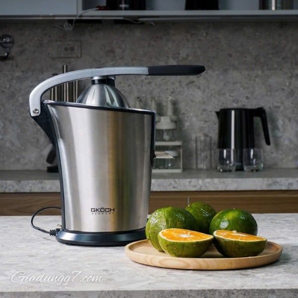 Máy vắt cam Gkoch có thiết kế bằng điện mạnh mẽ với vỏ bằng thép không gỉ