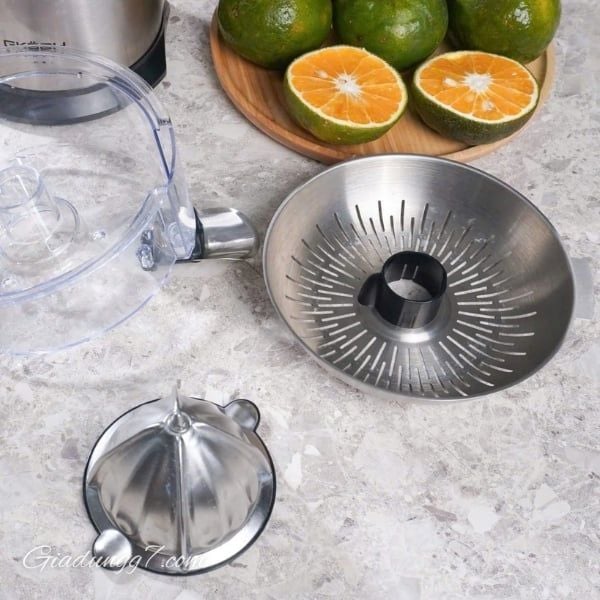 Máy vắt cam Gkoch Làm sạch rất dễ dàng, các bộ phận riêng lẻ có thể tháo rời và máy rửa chén an toàn