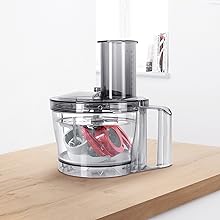 Phụ kiện dễ dàng cất giữ trong hộp đựng.