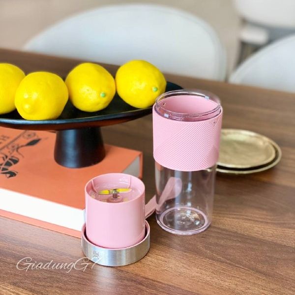 Máy xay sinh tố mini&nbsp;WMF Kuchenminis Máy xay sinh tố mini có thể sạc lại