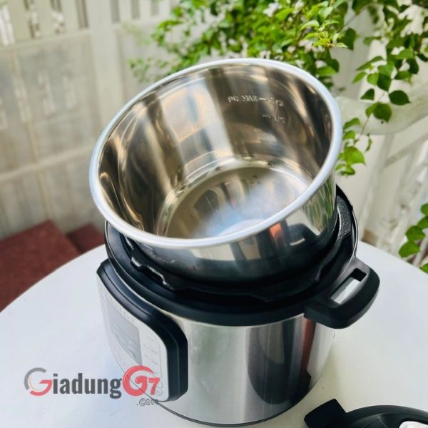 Nấu những món ăn ngon cho cả gia đình với nồi áp suất Instant Pot Duo V5.